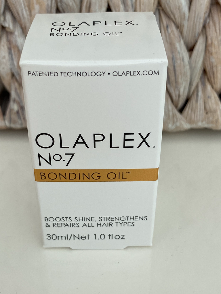 OLAPLEX No.7 Bonding Oil OLAPLEX No.7 Bonding Oil is the first-of-its-kind. Highly concentrated, ultra-lightweight, reparative styling oil dramatically increases shine, adds softness and strength, and enhances all hair types and textures.