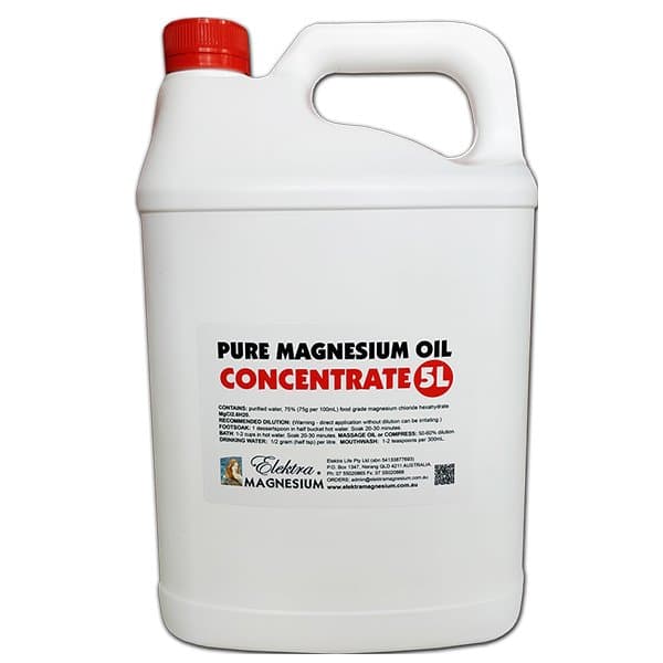 Elektra Magnesium bulk container of Magnesium Oil Concentrate 5L Food Grade offers great value for those people that prefer straight magnesium oil with nothing added.  This way you can be in control of your own magnesium oil by diluting down to your preferred concentration – and for the best price.  Pure Magnesium Oil Concentrate 5L Food Grade  – Magnesium Chloride Hexahydrate 98% … MgCl2.6H20 (min 46% MgCl2).Elektra Magnesium bulk container of Magnesium Oil Concentrate 5L Food Grade offers great value for 
