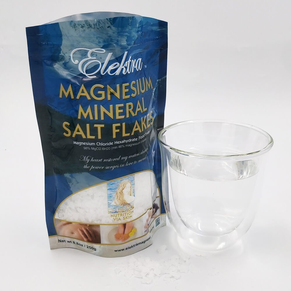 Benefits of Magnesium Flakes   Magnesium Flakes soaking allows your body to absorb magnesium via skin, effectively bypassing the digestive system and gaining faster access to cells. It is wonderfully relaxing – especially after a really hard day of physical or mental exertion. Soak or bathe all your cares away, relieve tight or sore muscles and joints, relax the nervous system, promote better sleep and recover from stress.  