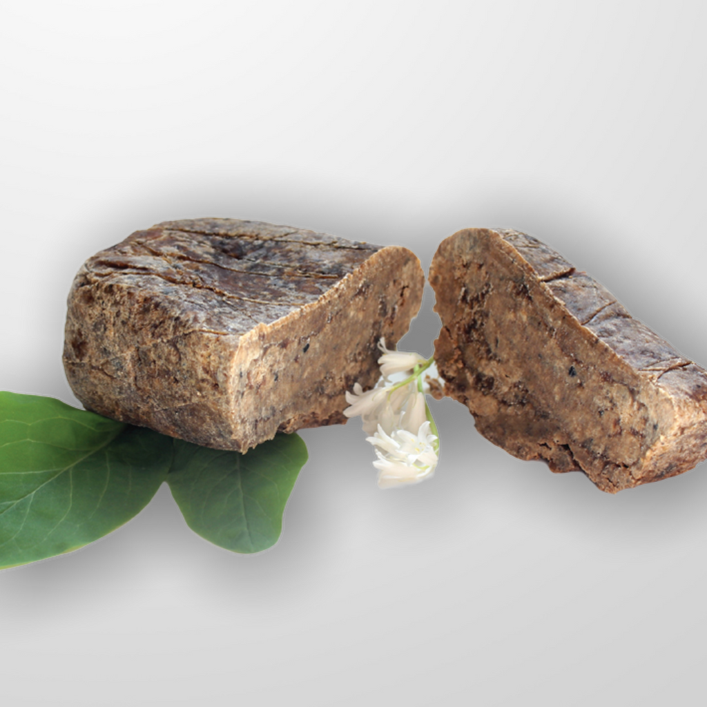 100% PURE AND NATURAL RAW AFRICAN BLACK SOAP – 1lb/ 450-500g block Handmade in Ghana, Africa. 1 Pound Block (each block weighs between 450-500g. We are selling it as 1 pound/450g however most of the blocks weigh more than this. They are hand cut so weights vary)  100%  Pure & Natural Raw African Black Soap, Organic, Unrefined Hand Made in GHANA- 1 Pound Block (please note this is a 1 pound block which is approximately 450g. It will not be less than 450g. It is usually 450- 500 grams in weight.). This is the
