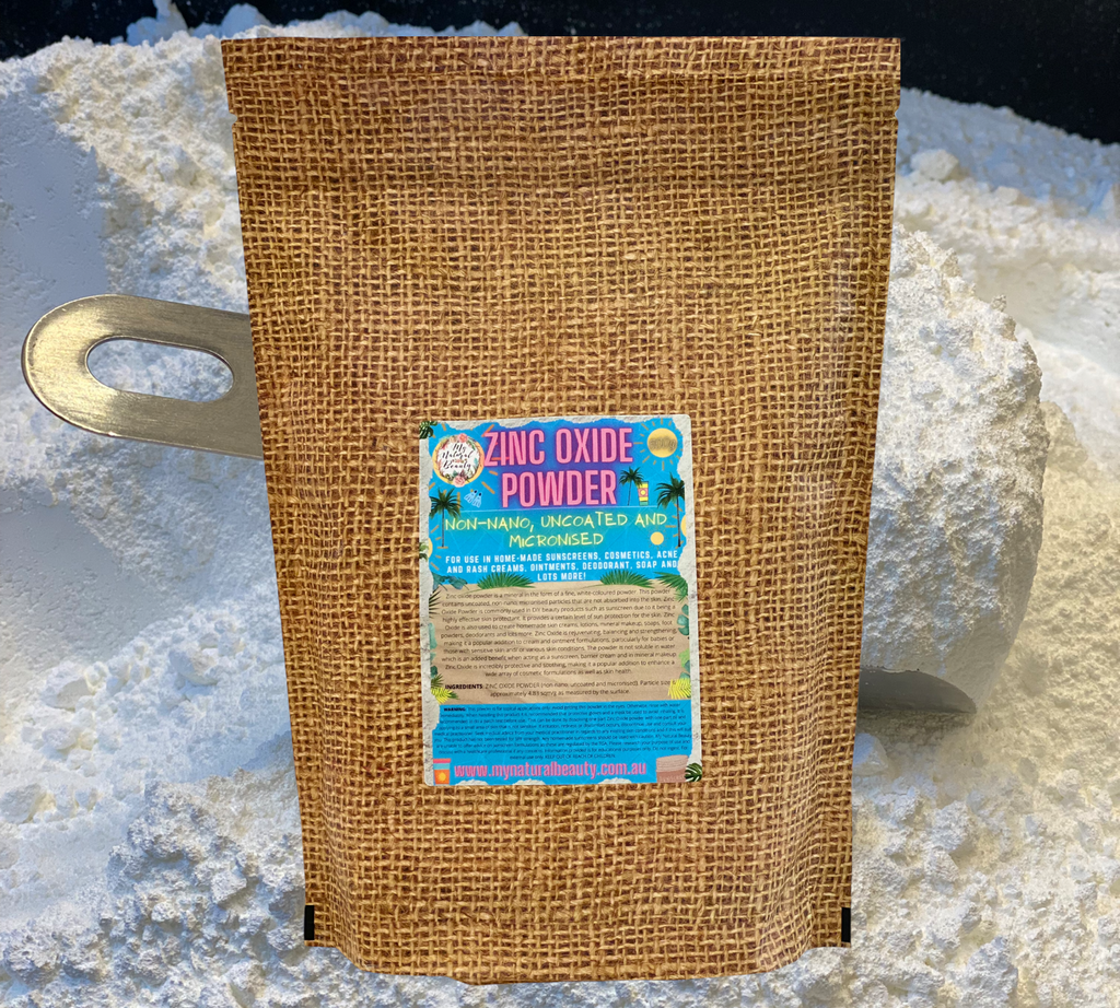 USES AND BENEFITS OF ZINC OXIDE POWDER Zinc oxide powder is a mineral in the form of a fine, white-coloured powder. This powder contains uncoated, non-nano, micronised particles that are not absorbed into the skin. Zinc Oxide Powder is commonly used in DIY beauty products such as sunscreen due to it being a highly effective skin protectant. 